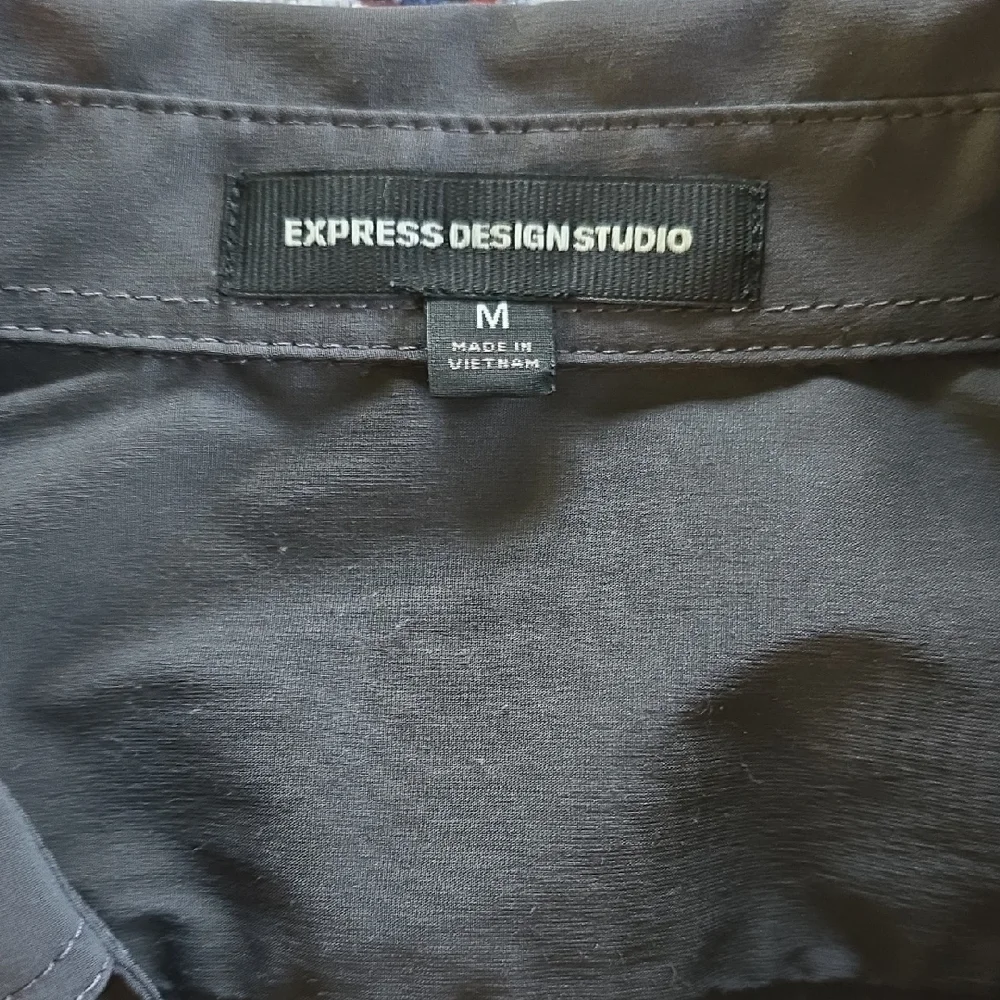 Express Dark Gray Button-Down Shirt for Women - Picture 7 of 9